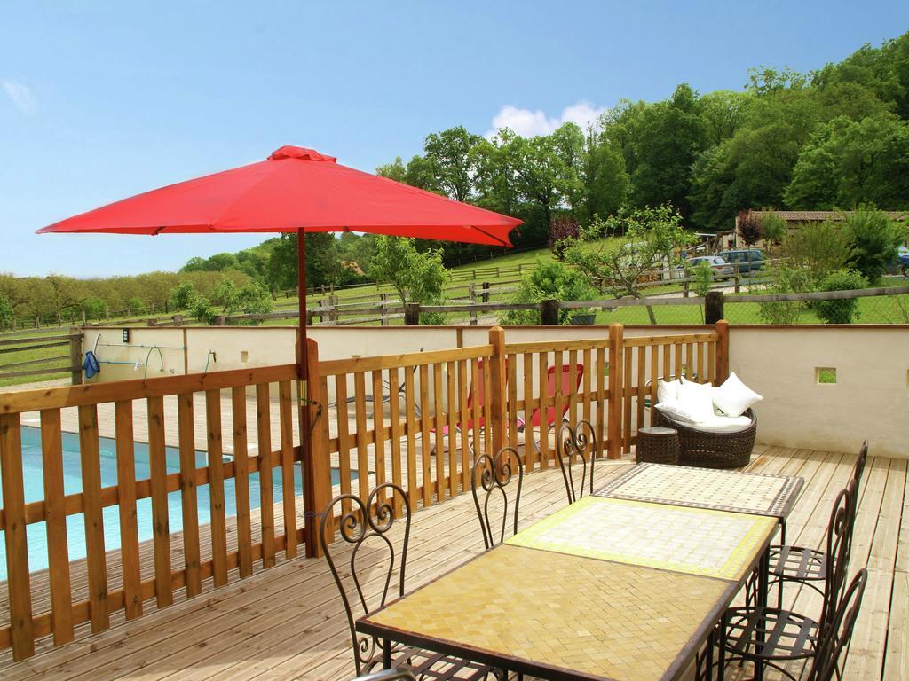 Modern Holiday Home With Private Pool 루브레삭 외부 사진
